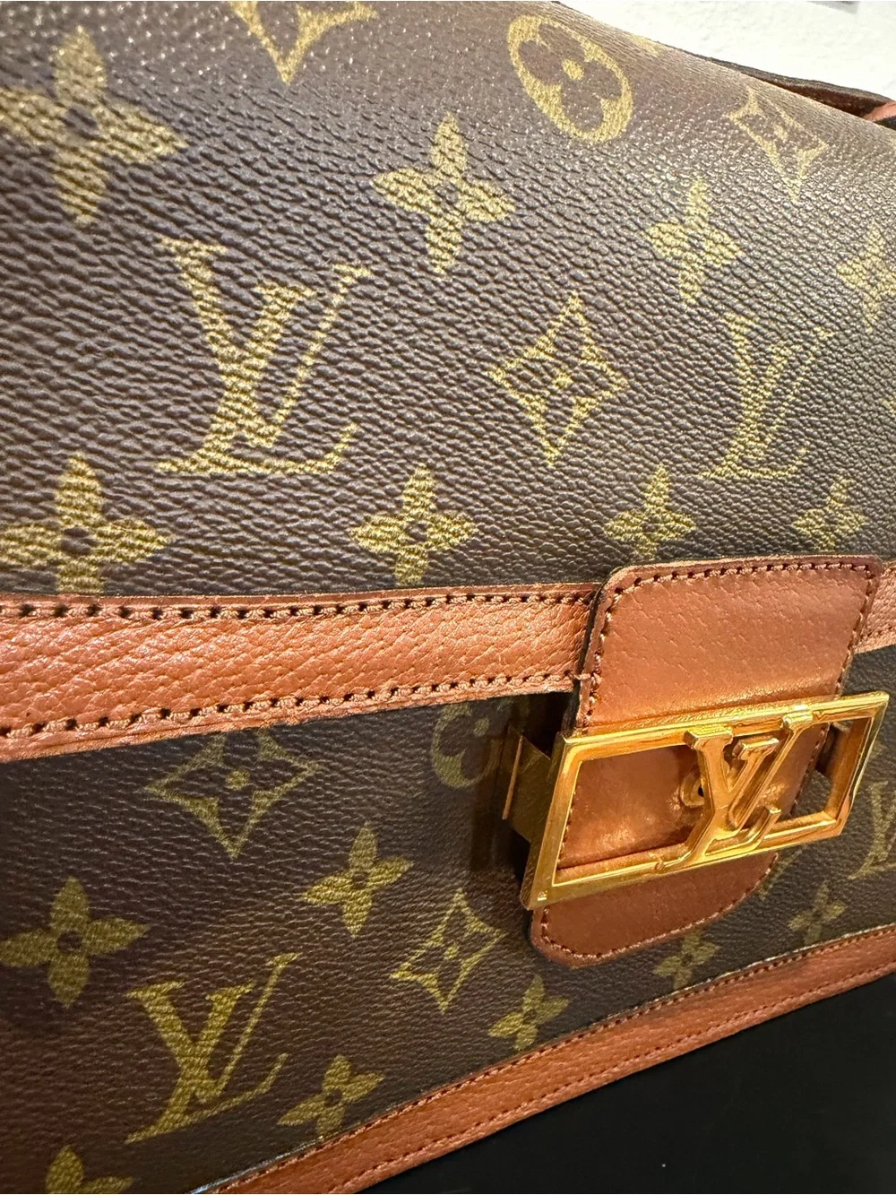 Authentic Louis Vuitton Dauphine Bag
